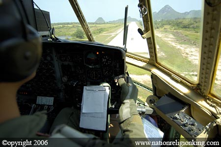 Royal Thai Air Force: Thai Air Force C-130H on Final Approach to Ao Manao, Pretchuap Khiri Khan Province